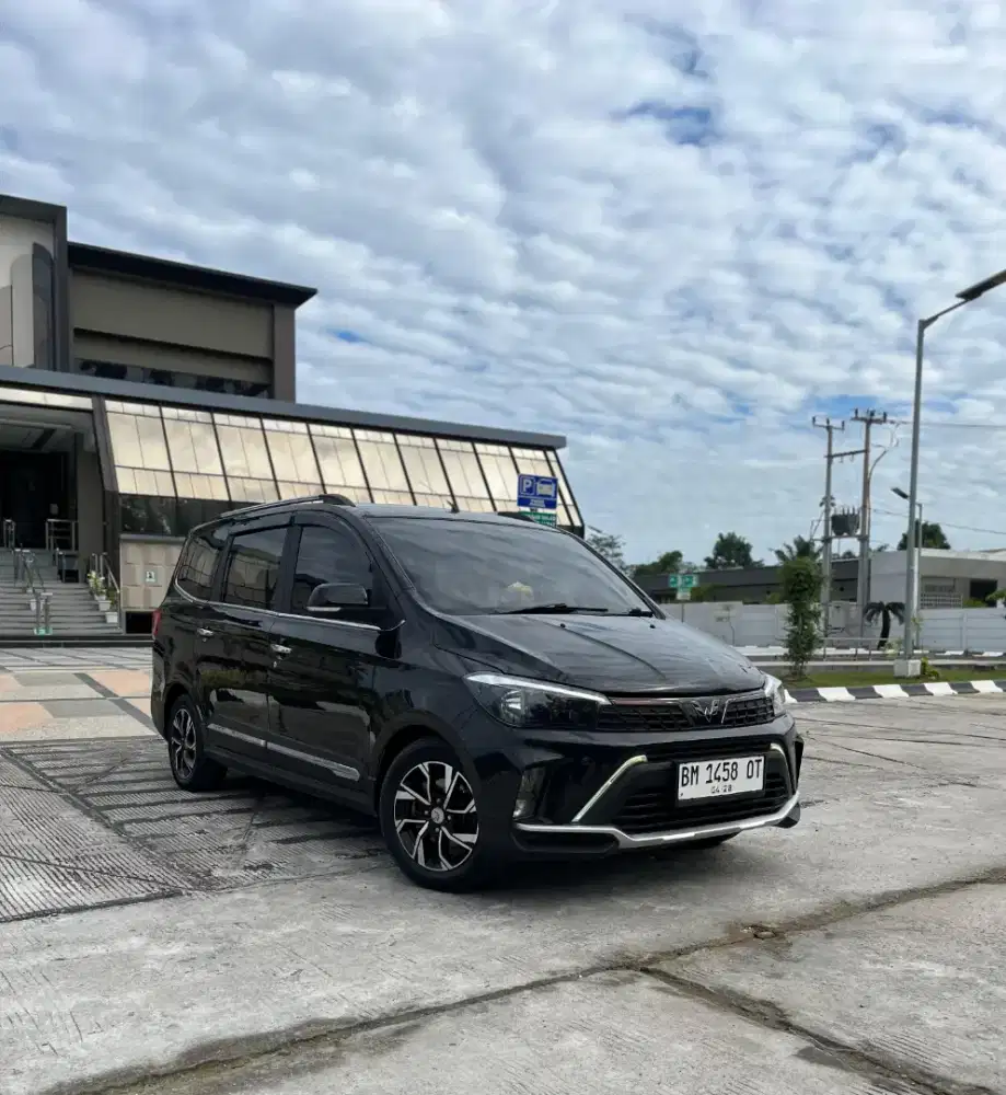 Wuling Confero S L Luxury M/T