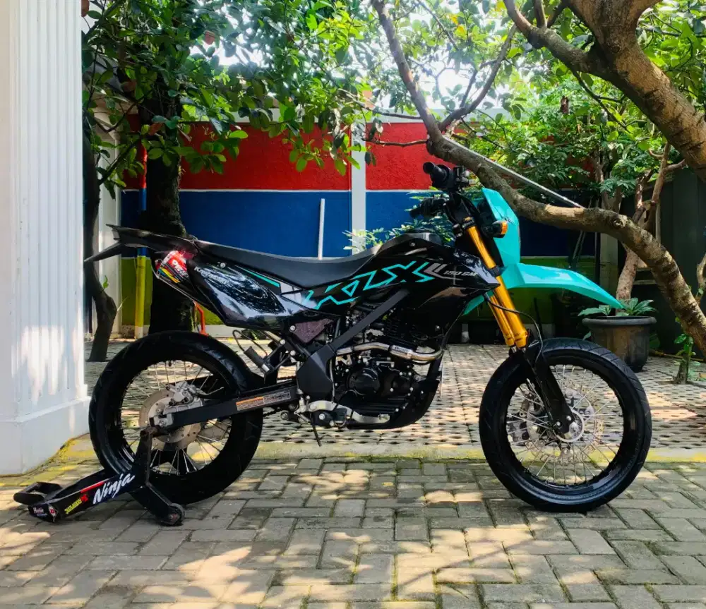 Kawasaki klx 150 SM