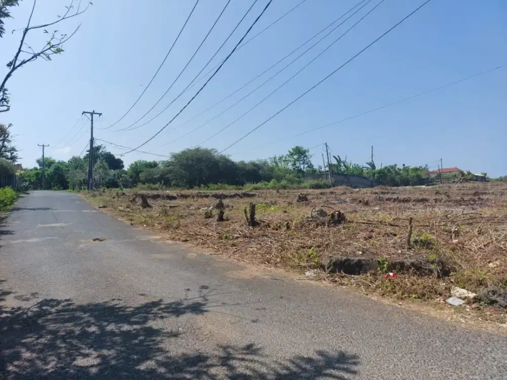 60 Are Jalan Kaki ke Pantai Melasti