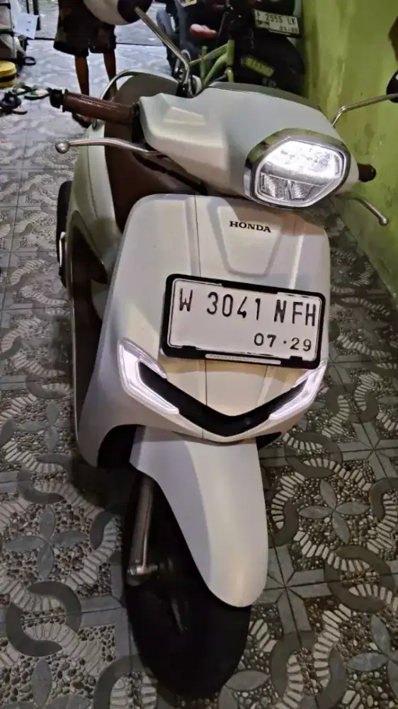 Motor Stylo 160 ABS White