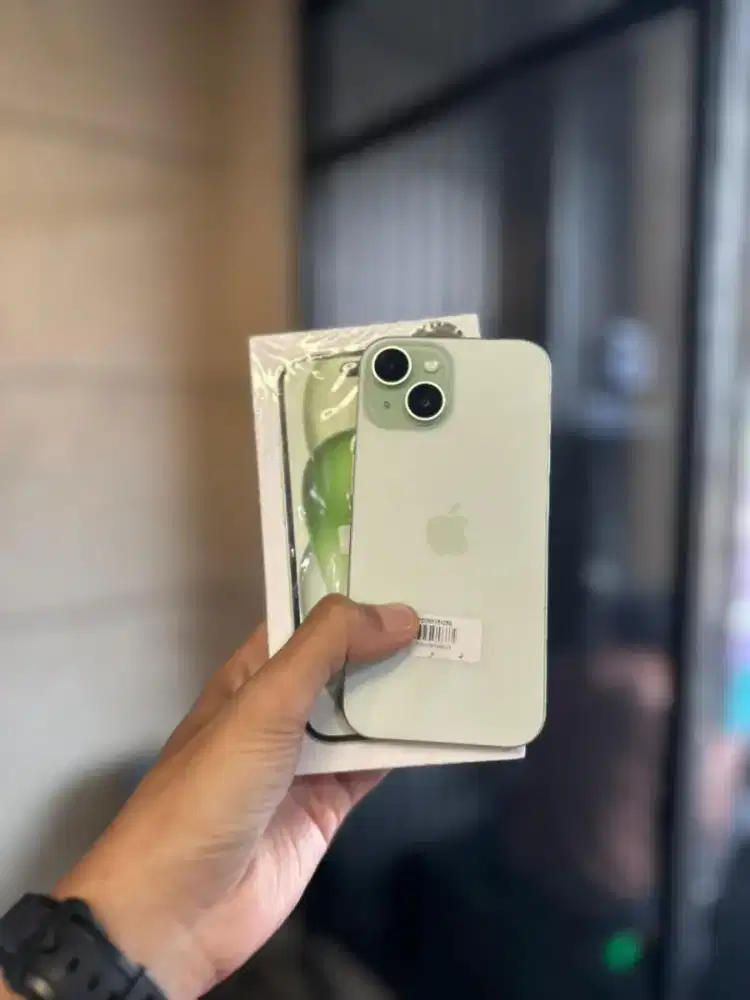 Ready 15 128gb second garansi ibox fullset bisa cicilan