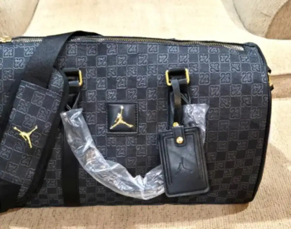 Tas Duffle Jordan