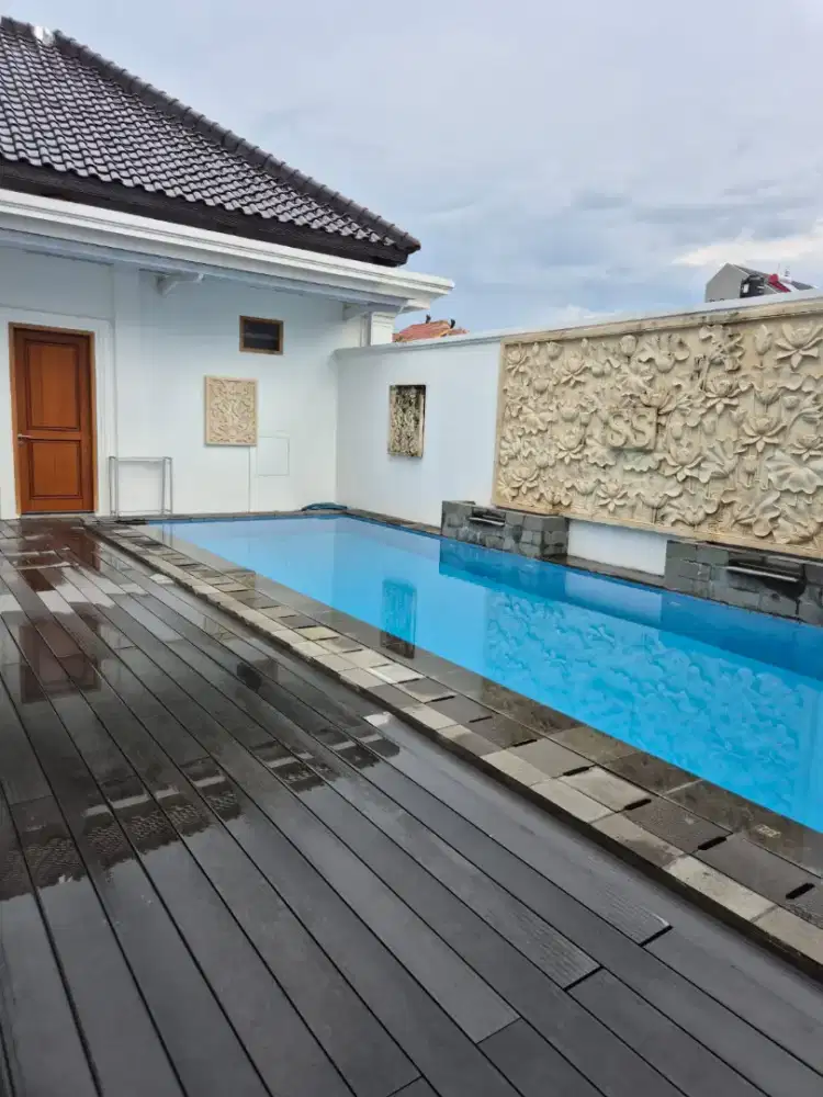 Rumah Gentan + Kolam renang 1113m Dekat Kota Solo