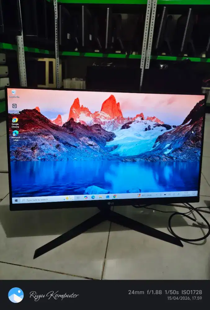 Monitor LED LG 24 inch frameless