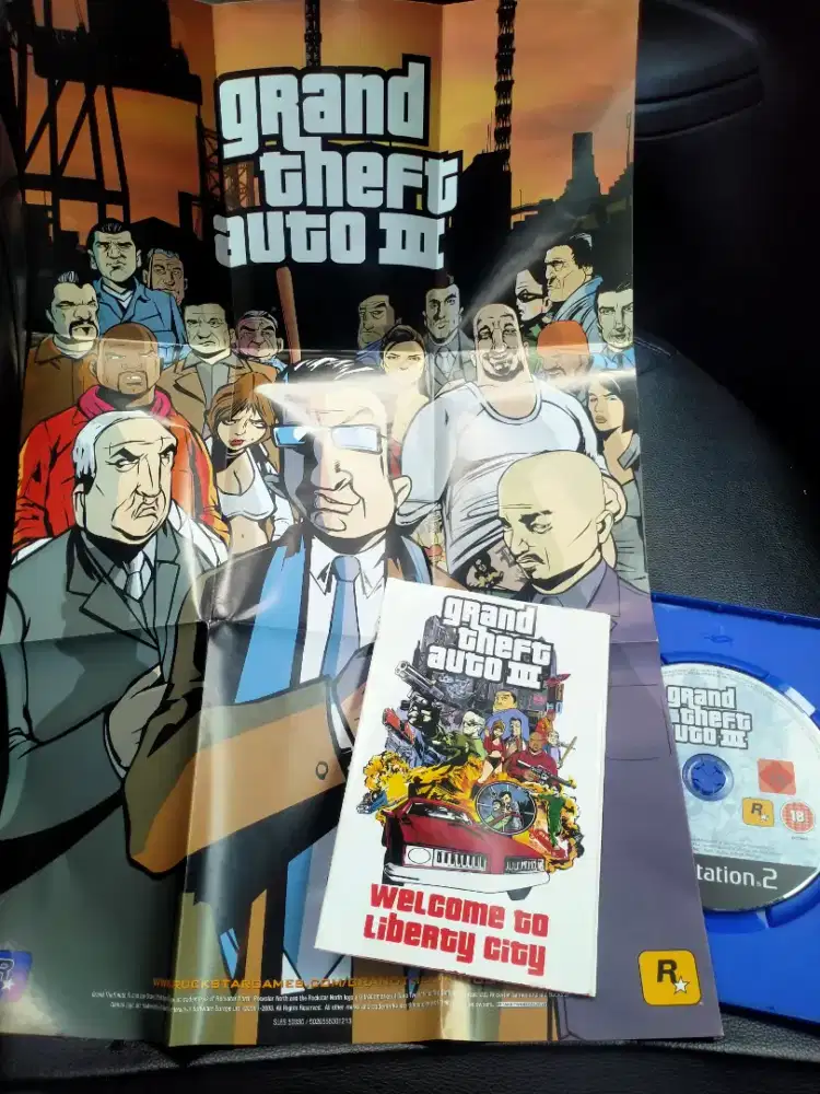 Kaset games PS2 ori ada posternya