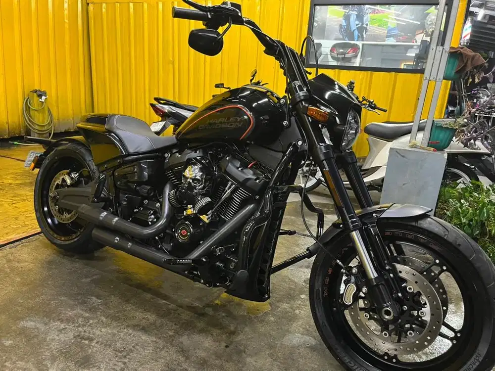 Harley Davidson softail FXDR 2020 FP black vivid