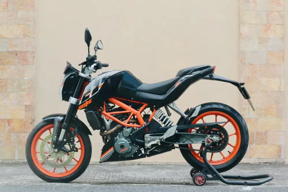KTM Duke 250 ABS like new Ninja 250 Z250 MT25