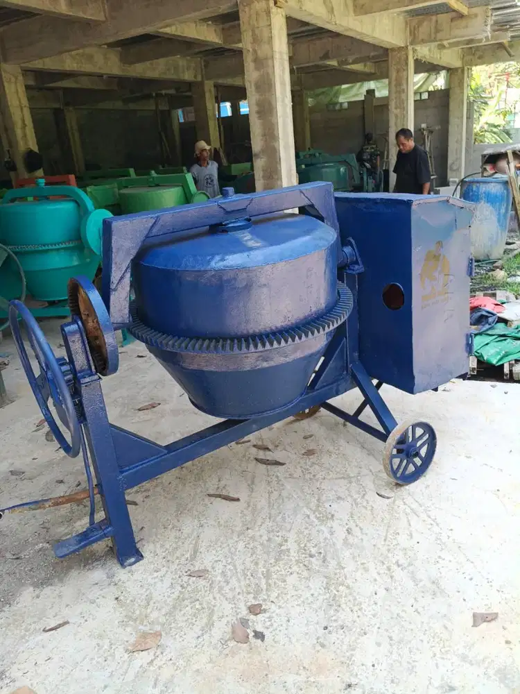 Jual Mesin Mixer Cor Beton Merk AAA Gentongg Mulus Siap Kerja