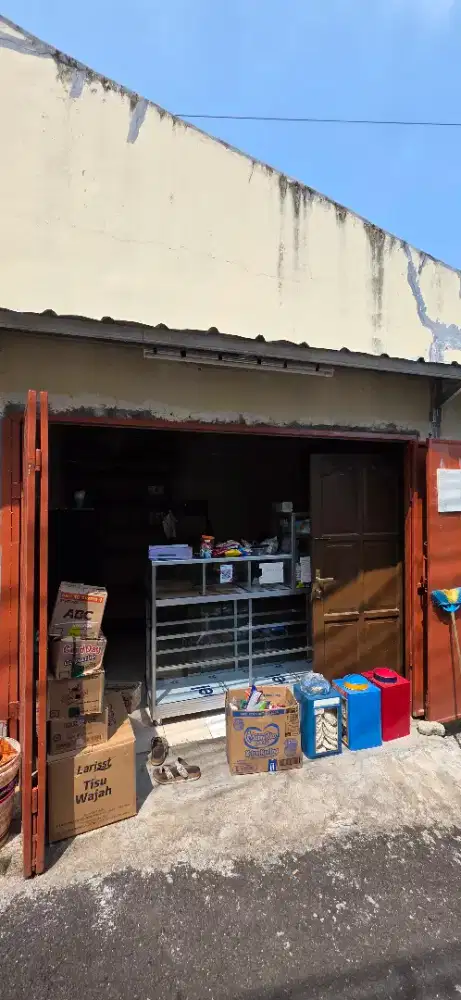 RUMAH KONTRAKAN + USAHA WARUNG