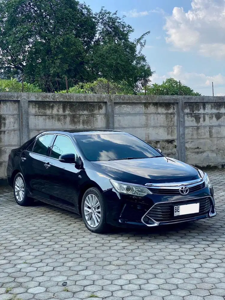 Toyota Camry V 2.5 AT