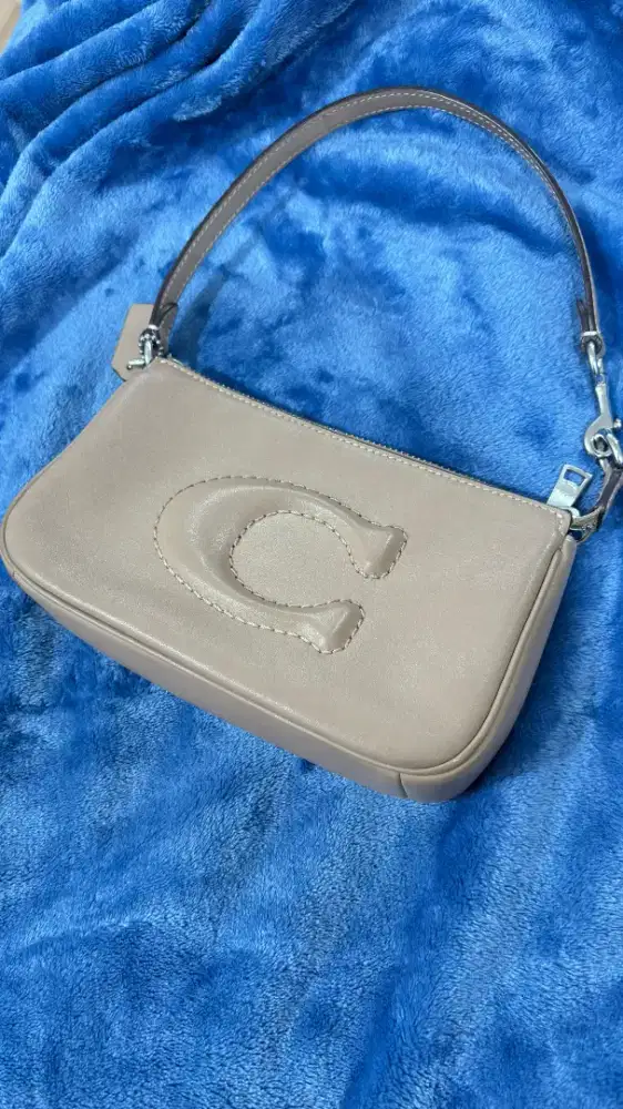 Dijual Coach Nolita 19 - Taupe