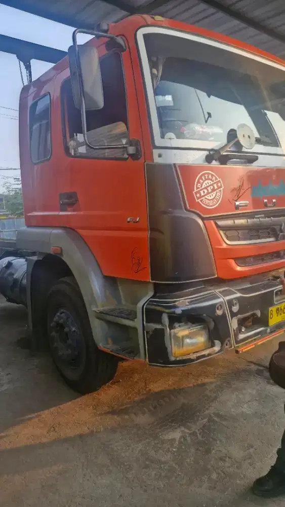 Truk Mitsubishi FJ2524 (10Ban)