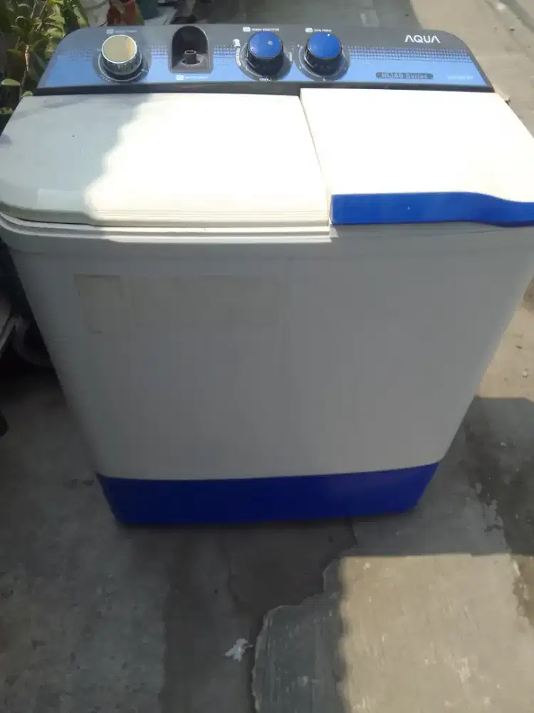 Mesin cuci 2 tabung aqua normal