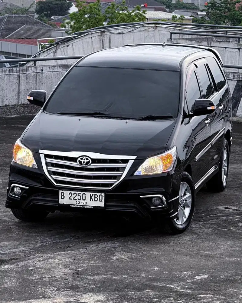 Dp 13jt Kijang Innova V At 2015