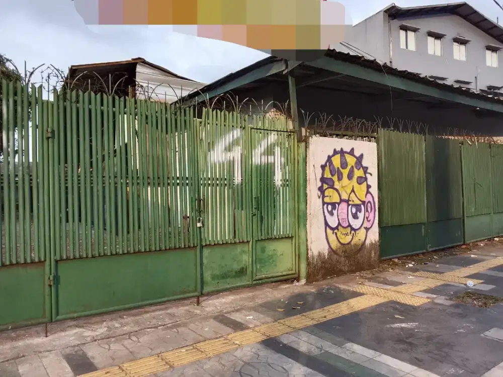 Disewakan gudang luas tanah 1700m² pinggir jln raya pondok bambu