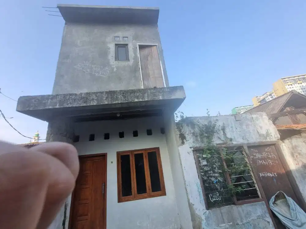 Dijual Rumah dan Tanah Baru Strategis di Matraman, Jakarta Timur