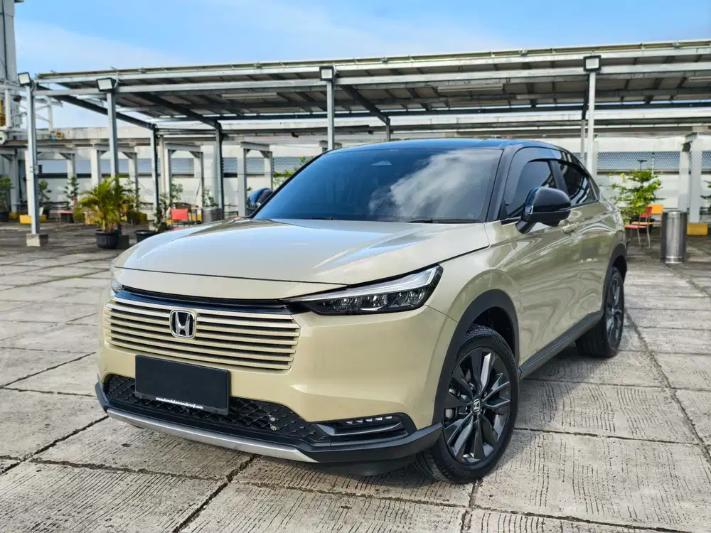 [4RB] HONDA HRV E PLUS MATIC 2025 GENAP KONDISI SEPERTI BARU 2025/2026
