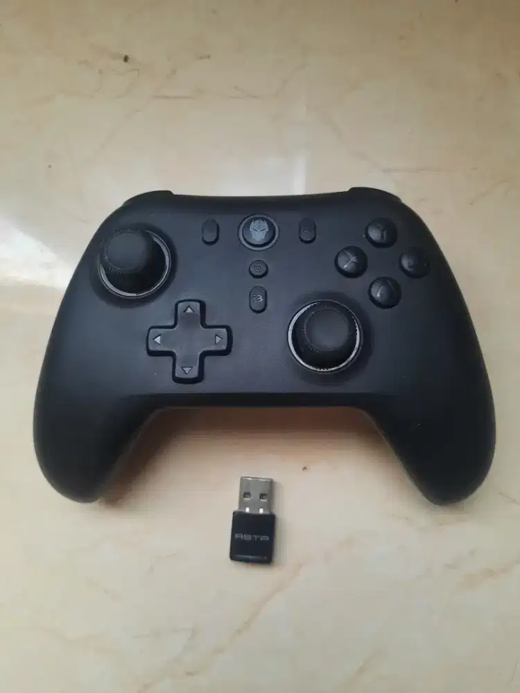 Rexus Pro Gaming wireless Gamepad Asta GX150 - Hitam