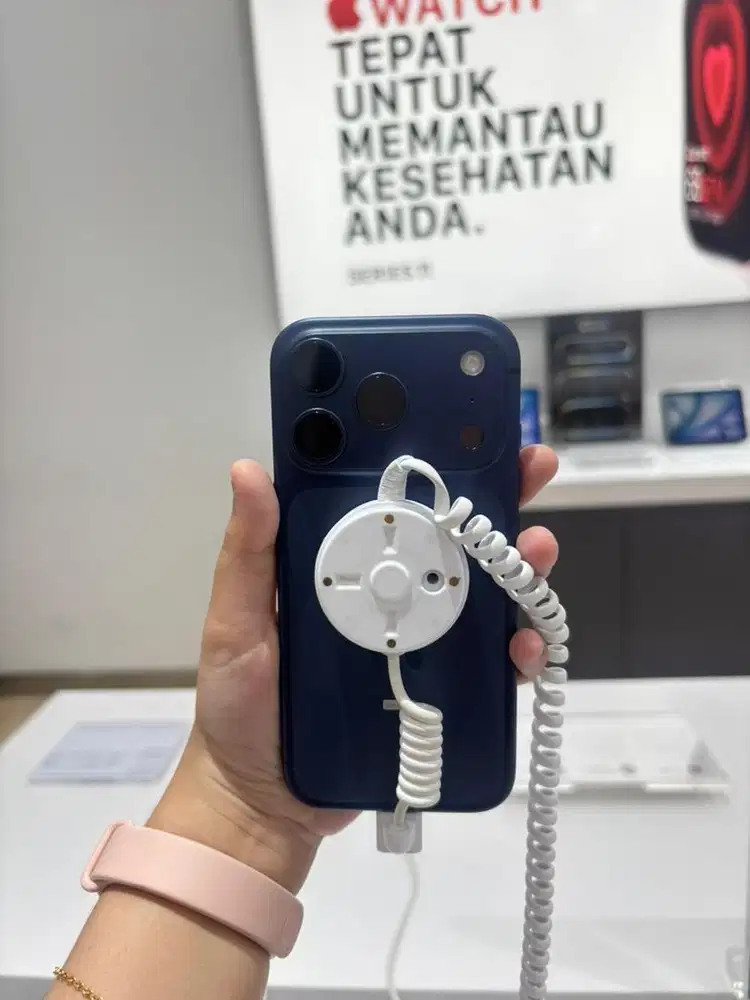 KREDIT IPHONE 17 PRO