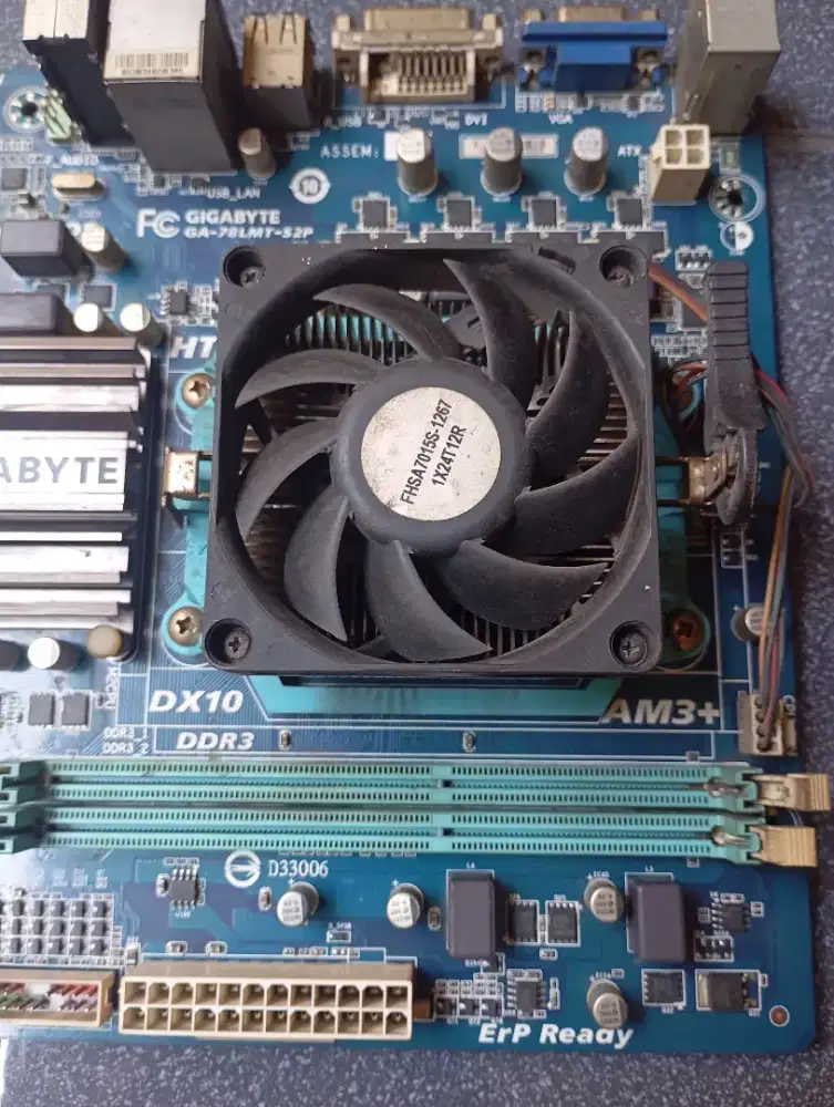 Motherboard mobo gigabyte + Prosesor FX