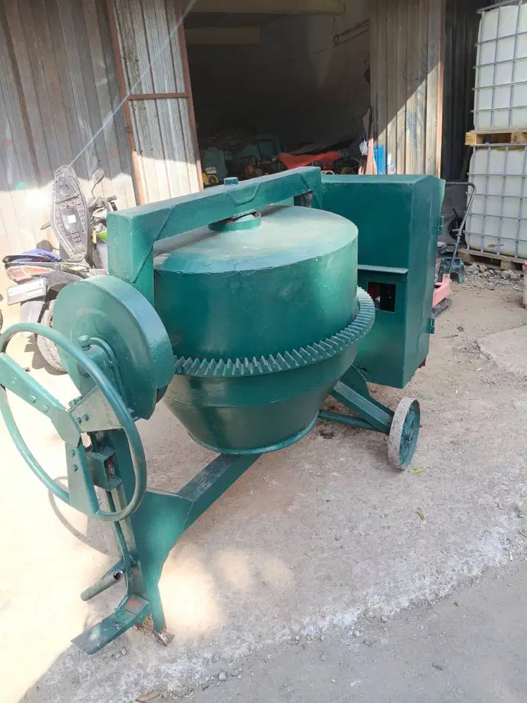 Jual Mesin Mixer Cor Beton Merk Tropic Gentong Kokoh Siap Kerja