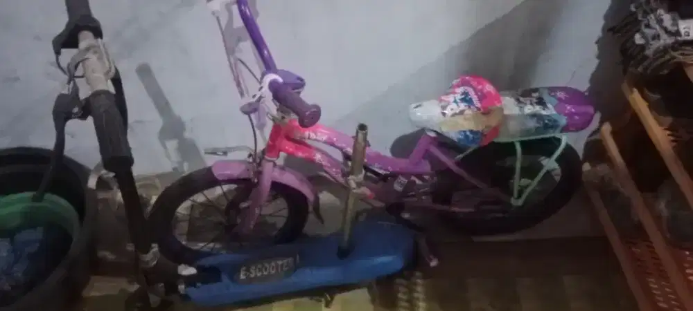 Sepeda ring 16 scoter listrik motoran anak pcx