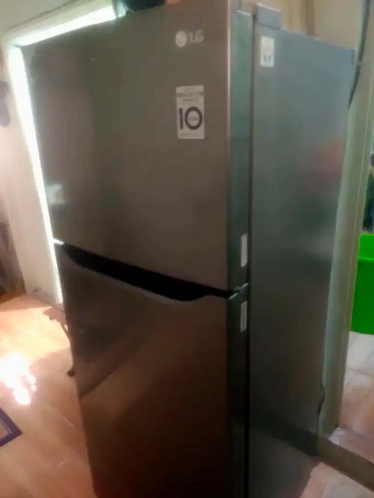 LG inverter normal dingin bagus atas dan bawah