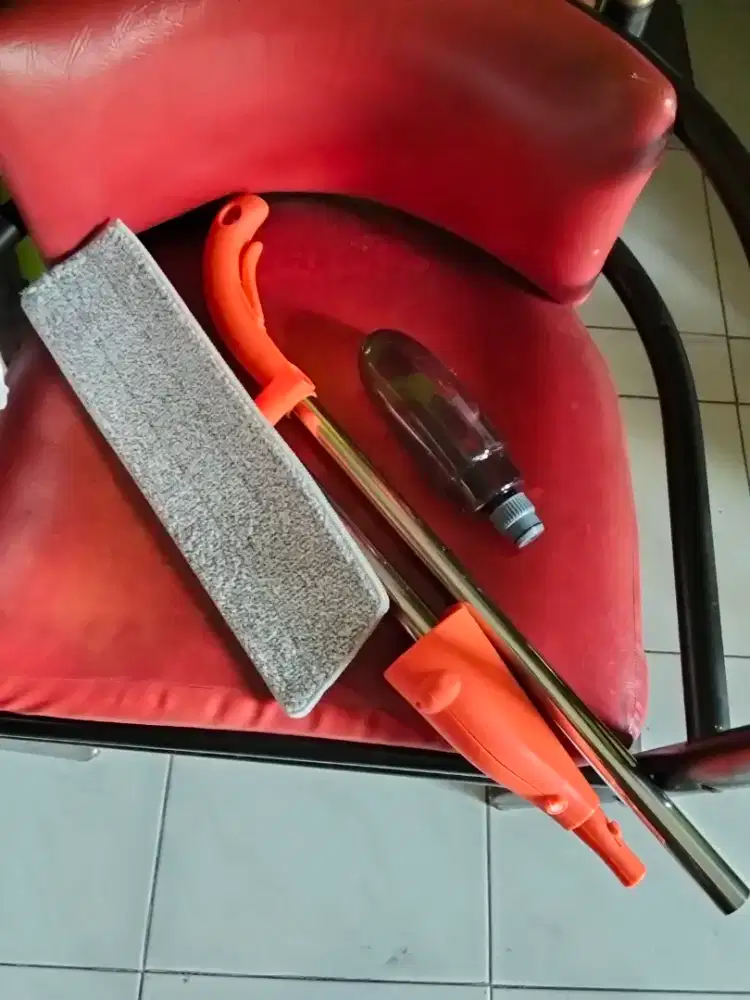 Kain pel ada tempat air dan perasnya