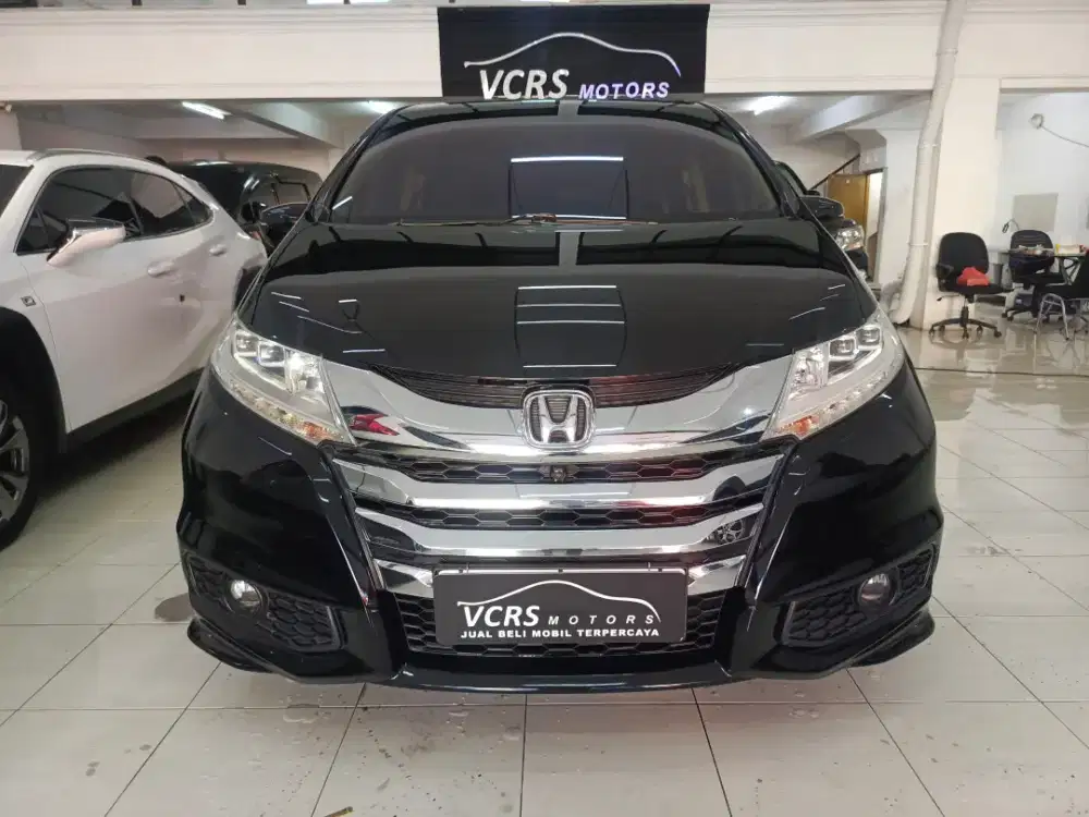 HONDA ODYSSEY rc1 PRESTIGE SUNROOF 2015 KHUSUS YANG CARI KONDISI SUPER