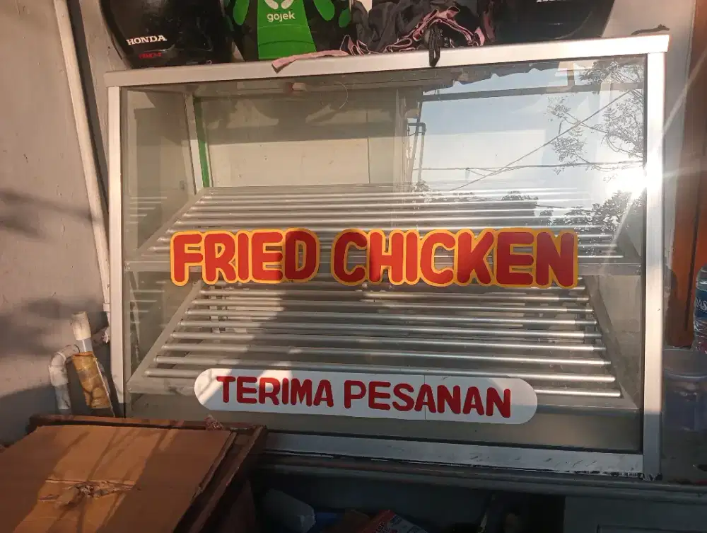 Etalase fried chicken