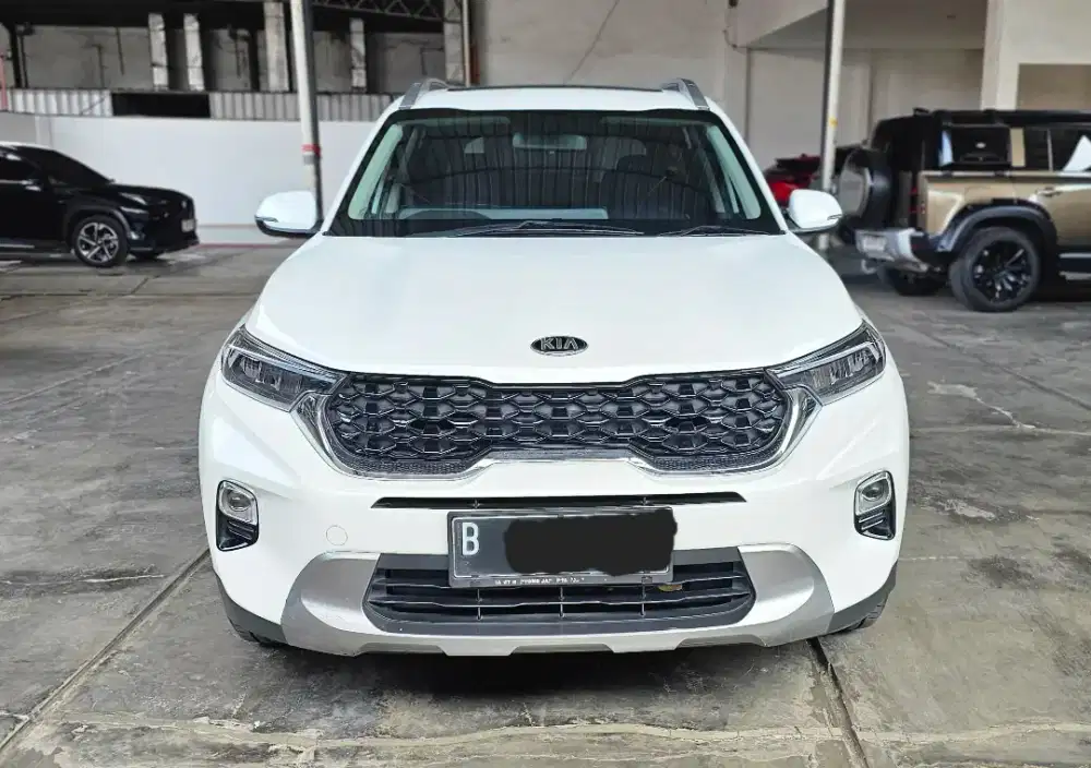 Kia Sonet Premier AT Matic 2021 Putih Mulus Tangan 1 Siap Pakai Gres