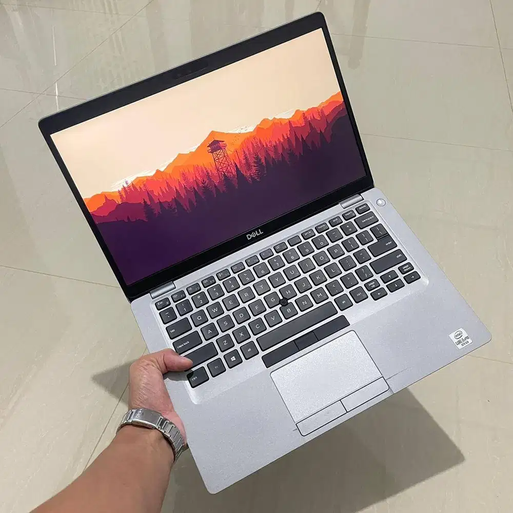 DELL i5-10310U GEN-10 RAM 8GB / SSD 256GB IPS (1920 x 1080)