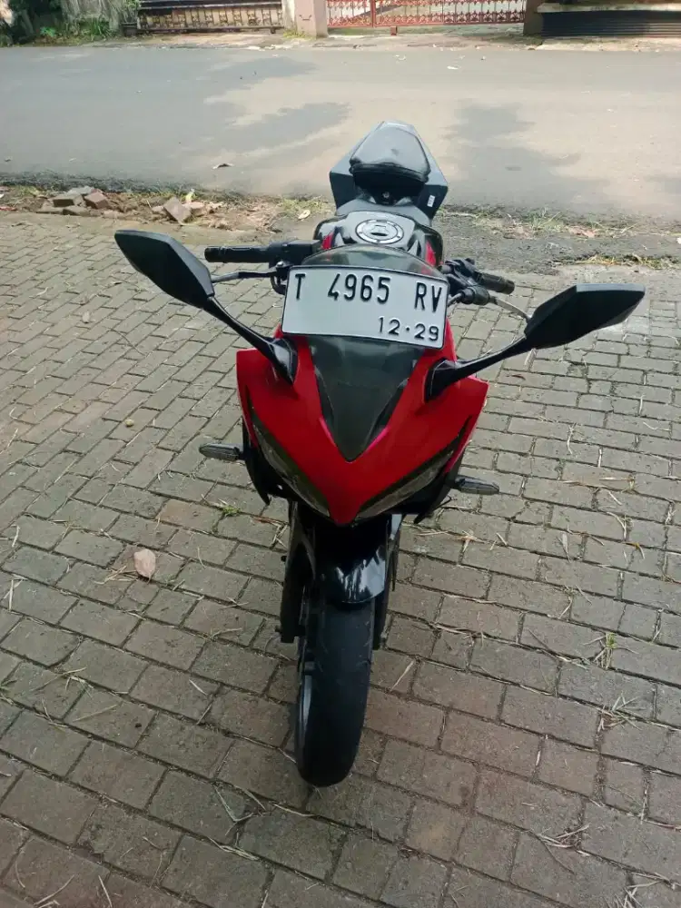 DiJual Cepat CBR150 th 2019 harga 12.1jt