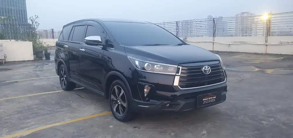 Innova Venturer diesel 2022 last edition odo 20rb serv rec