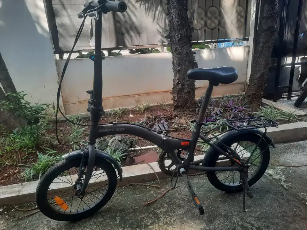 Sepeda lipat stylo 16