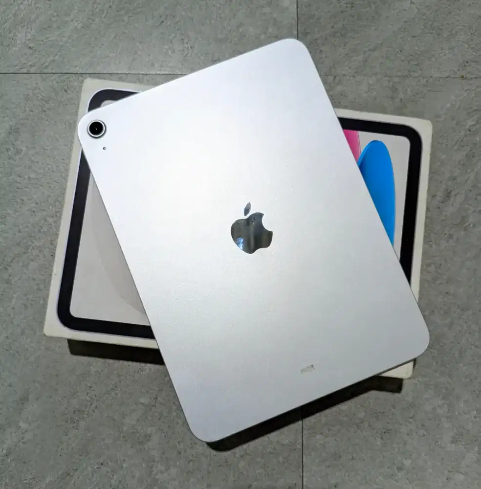 Ipad gen 11  128GB pemakaian 3 bulan lengkap mulus normal