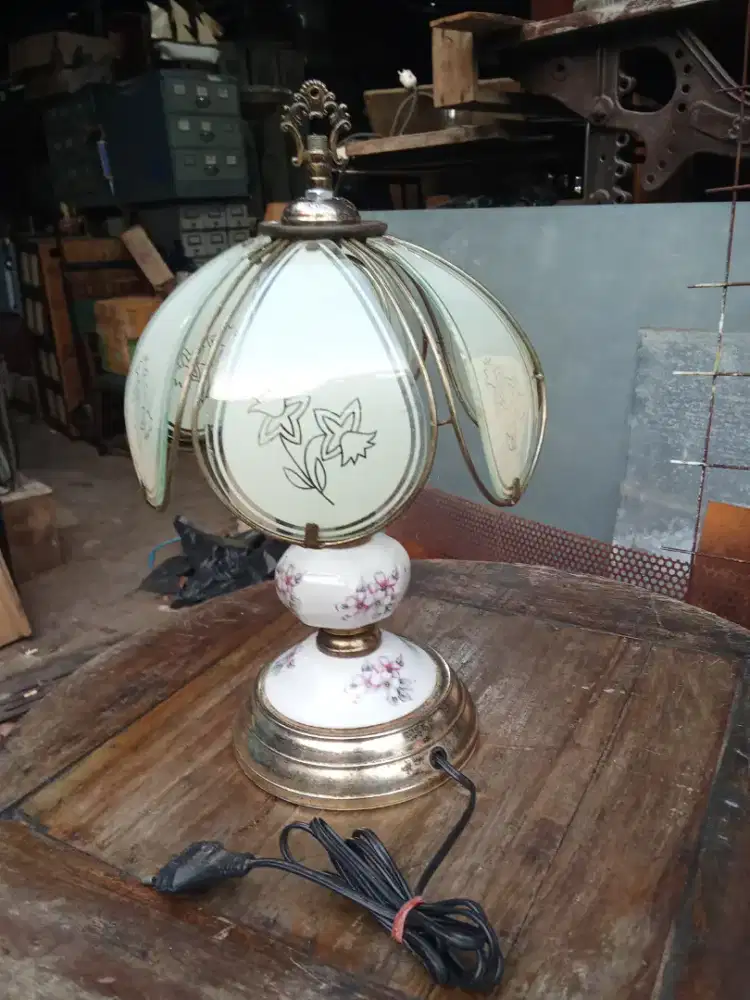 Lampu meja/lampu tidur