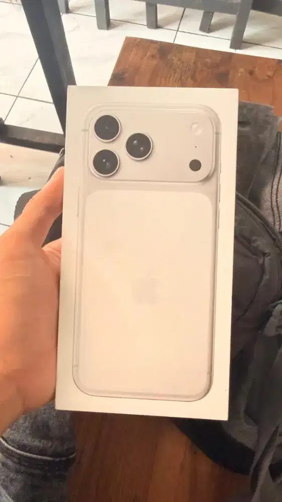 IPHONE 17 PROMAX 512 SILVER NEW IBOX
