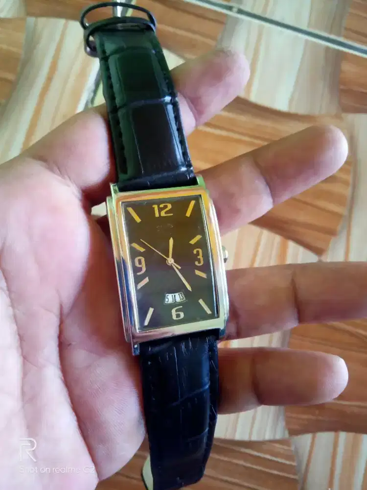JAM TANGAN PRIA GUESS
