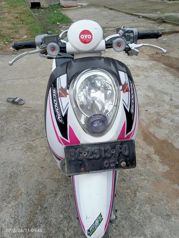 JUAL CEPAT HONDA SCOOPY 2011