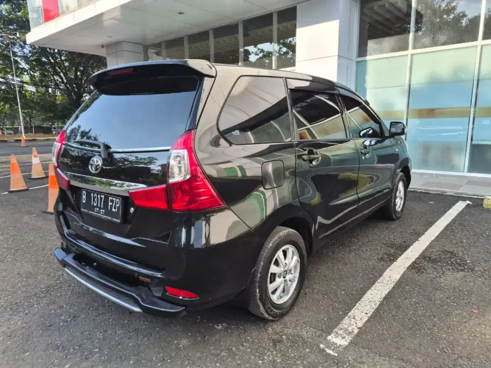 Toyota avanza G manual