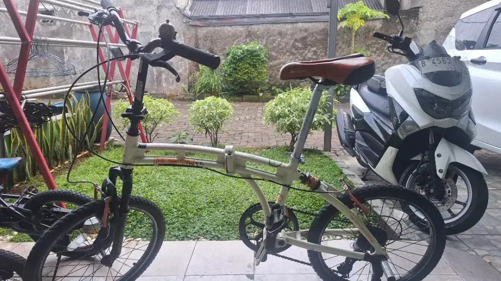 Sepeda lipat doppelganger