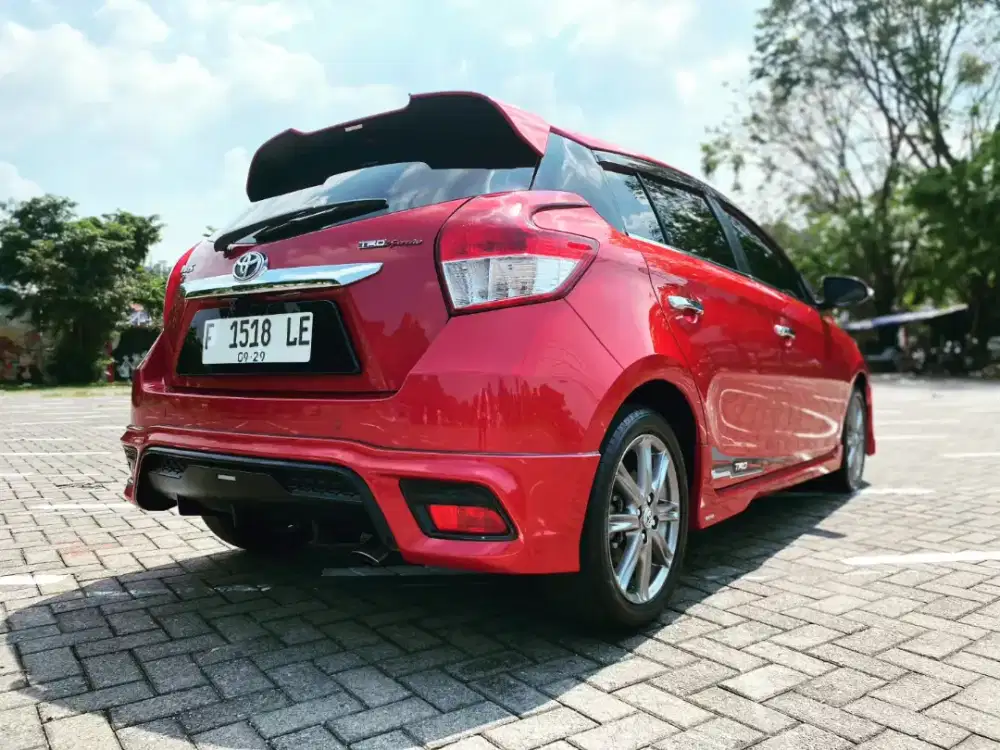 Yaris TRDS Matic Merah Orisinil