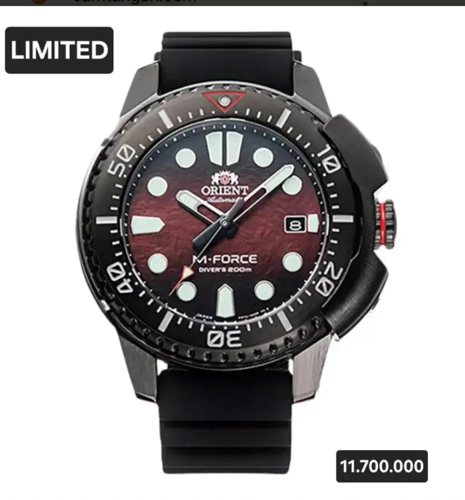 Orient limited plat merah