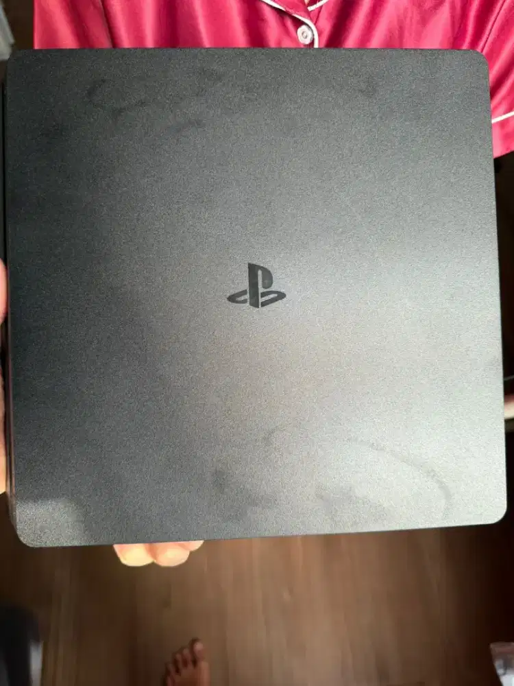 DIJUAL PS4 SLIM 1 TB ,