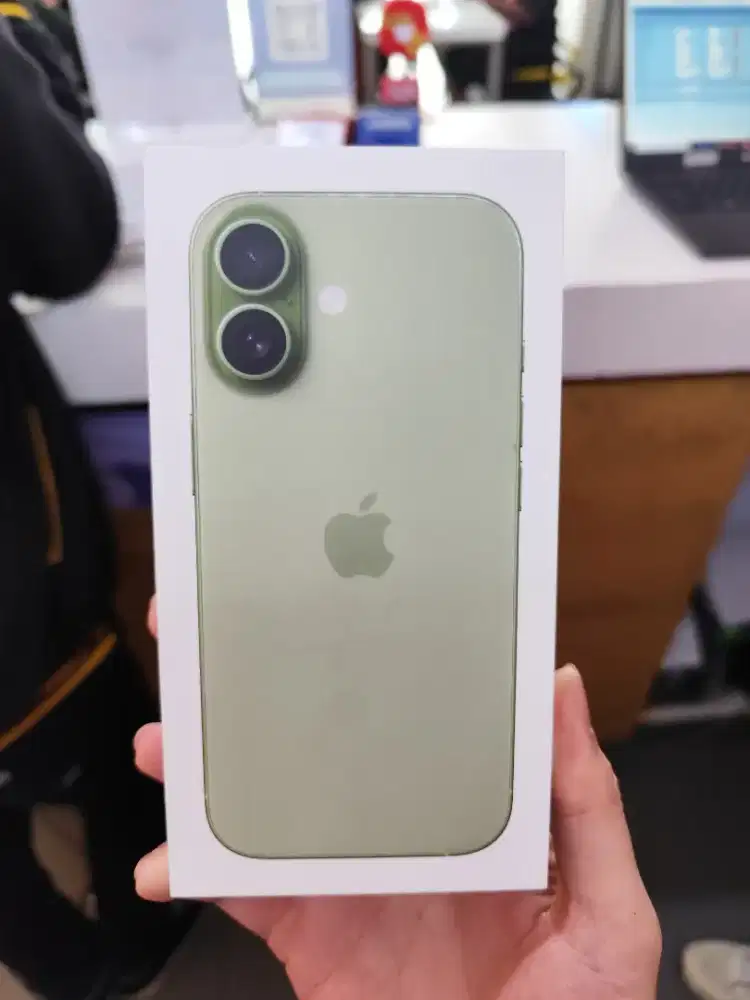 New iPhone 17 256 sage, barang segel box & garansi resmi Indo.