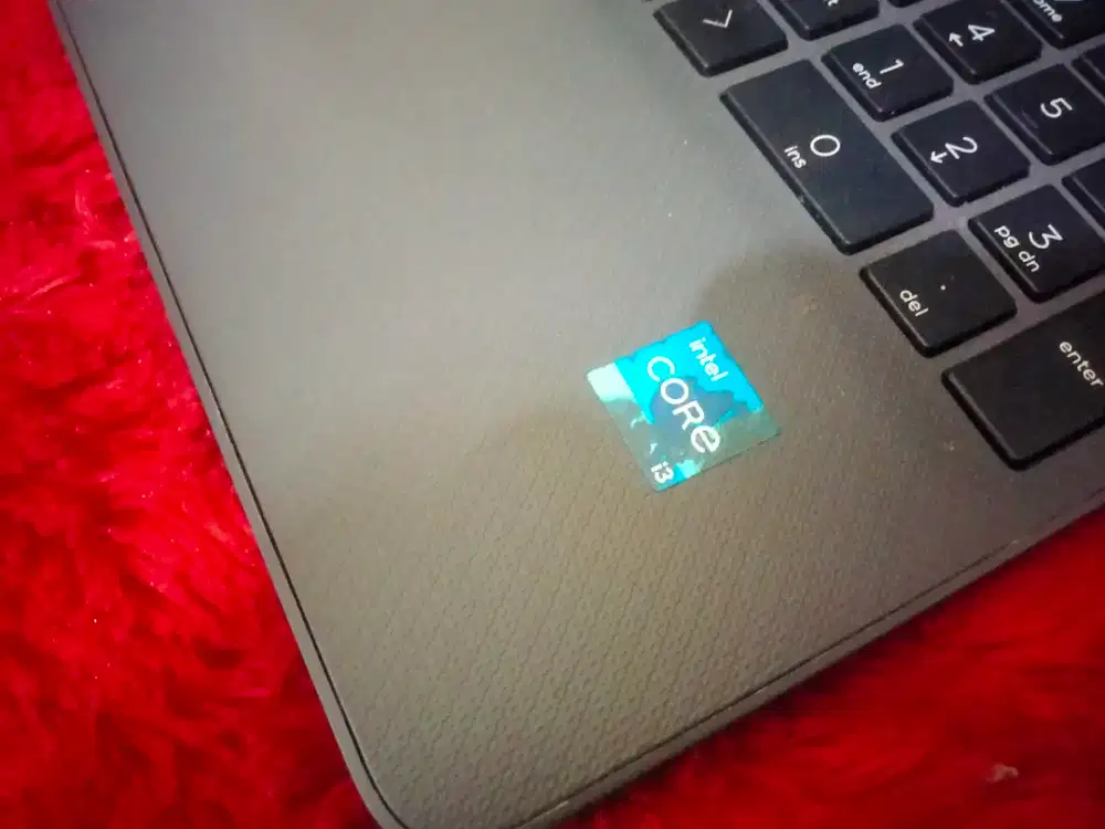 JUAL CEPAT HP 250 G8/core i3 gen11/RAM8GB/SSD256GB/VGA uhd graphics