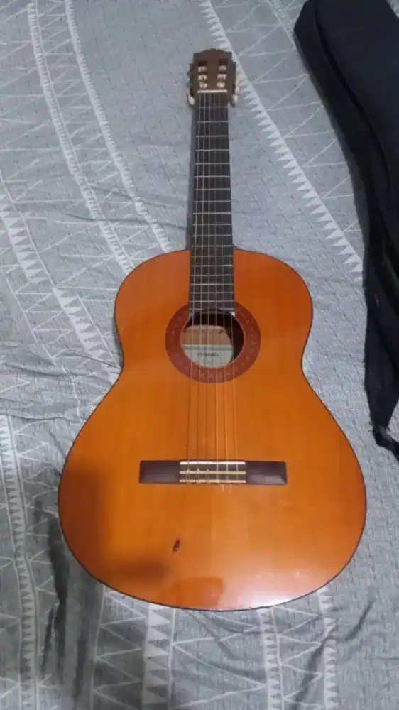 Dijual Yamaha C40 Ori + Softcase