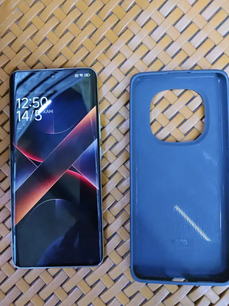 Poco x7 5G 12/512 baru di pakai 2hari. Beli cash bukan kredit