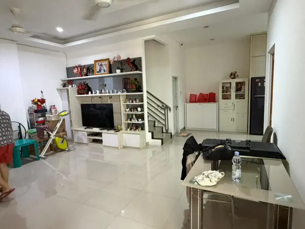 DIJUAL RUMAH RAPI DAN TERAWAT DI SUNTER AGUNG JAKARTA UTARA